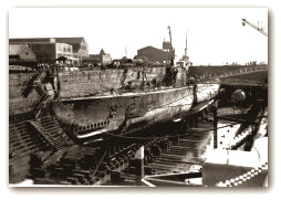 Portsmouth Naval Shipyard Squalis-Sailfish in Drydock